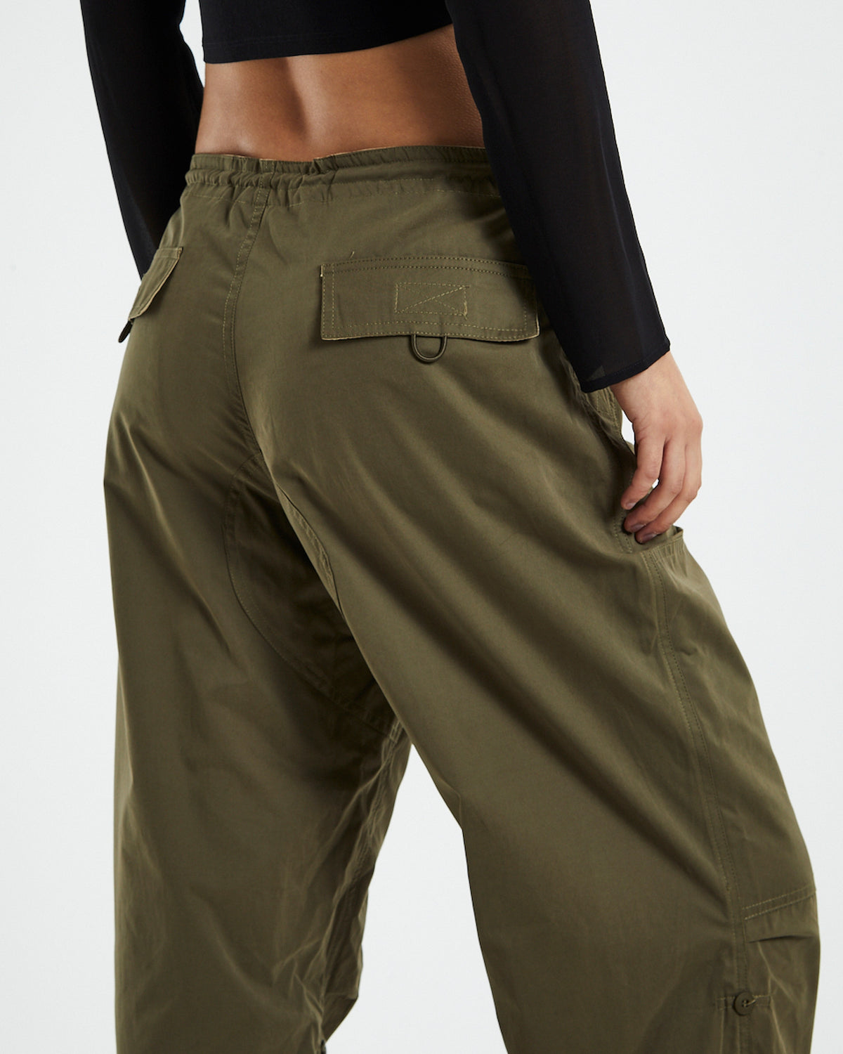 Effie Cargo Parachute Pants KHAKI