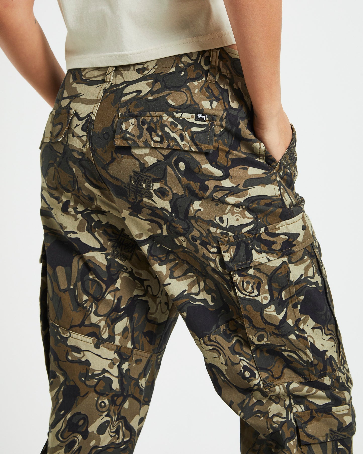 Surplus Cargo Pant in Camo