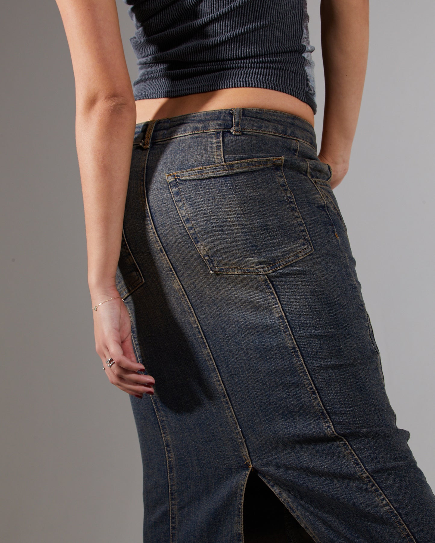 BDG Seamed Tint Denim Midi Denim Skirt