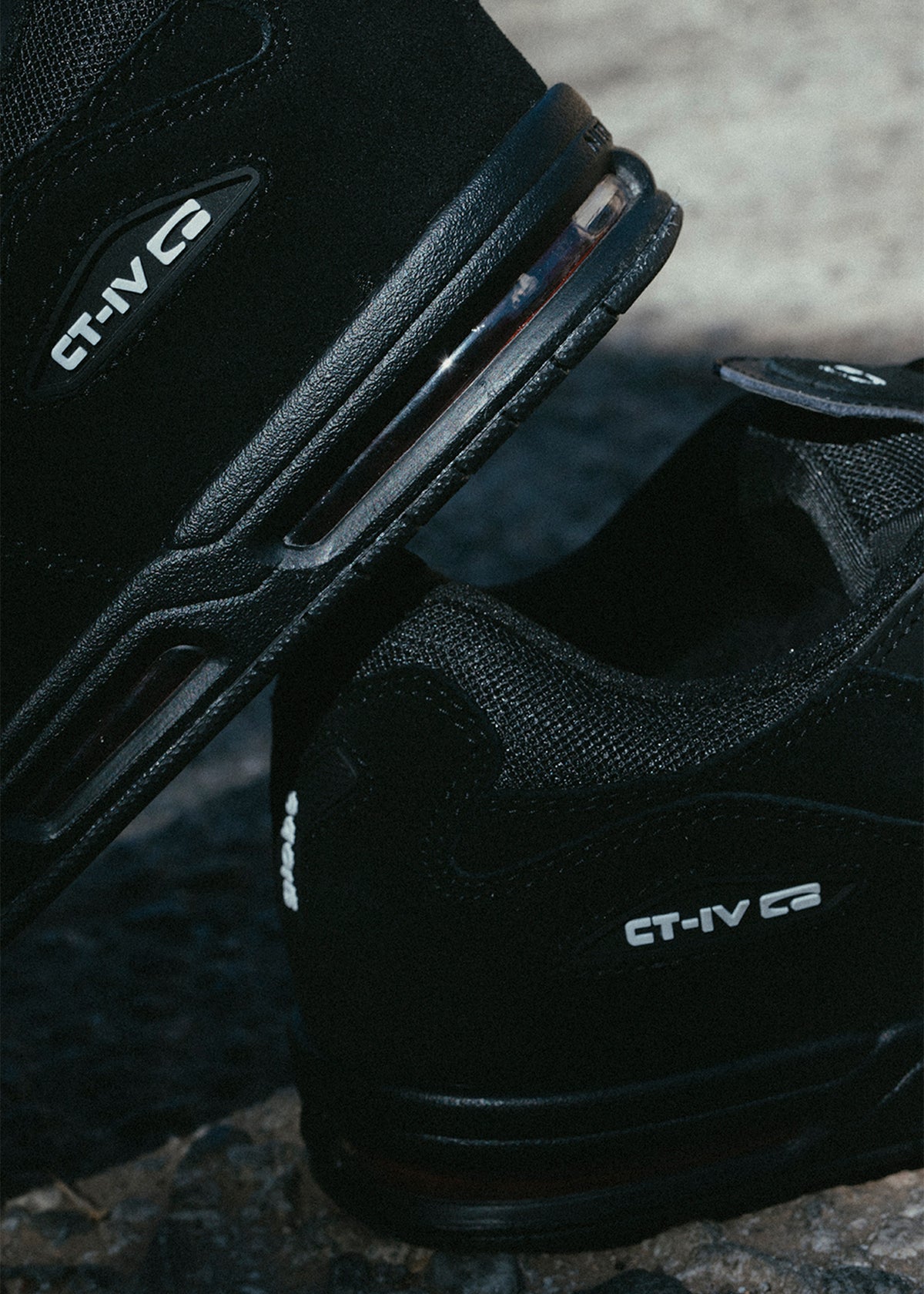 CT-4 Skate Shoes BLACK SUEDE