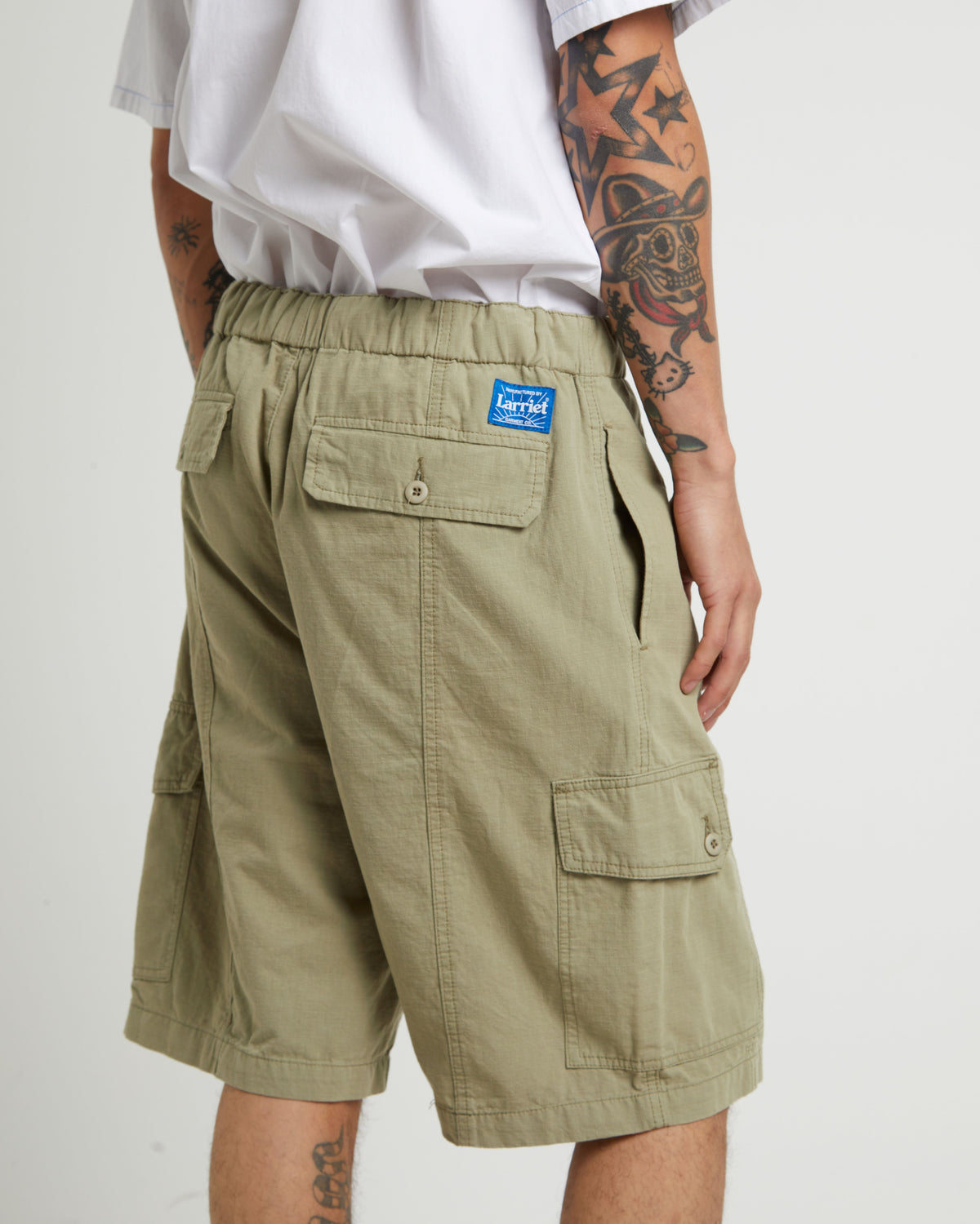 Cargo Shorts in Sage SAGE