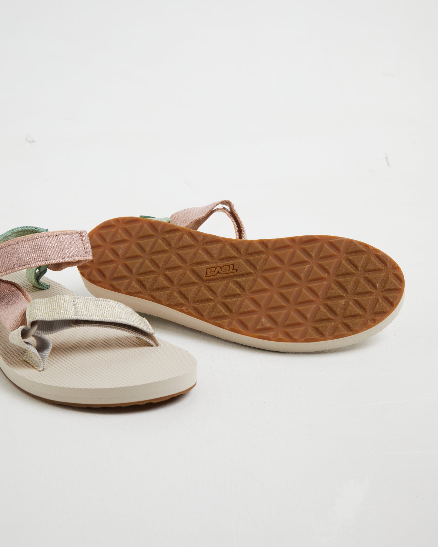 Women's Original Universal Sandals in Metallic Clay Multi