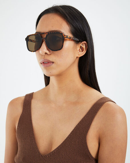 Elenah Sunglasses Tort/Brown