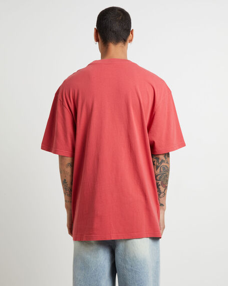 Underscore Bull Short Sleeve T-Shirt in Faded Red