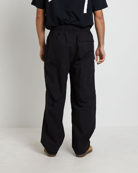 Nyco Overpants in Black