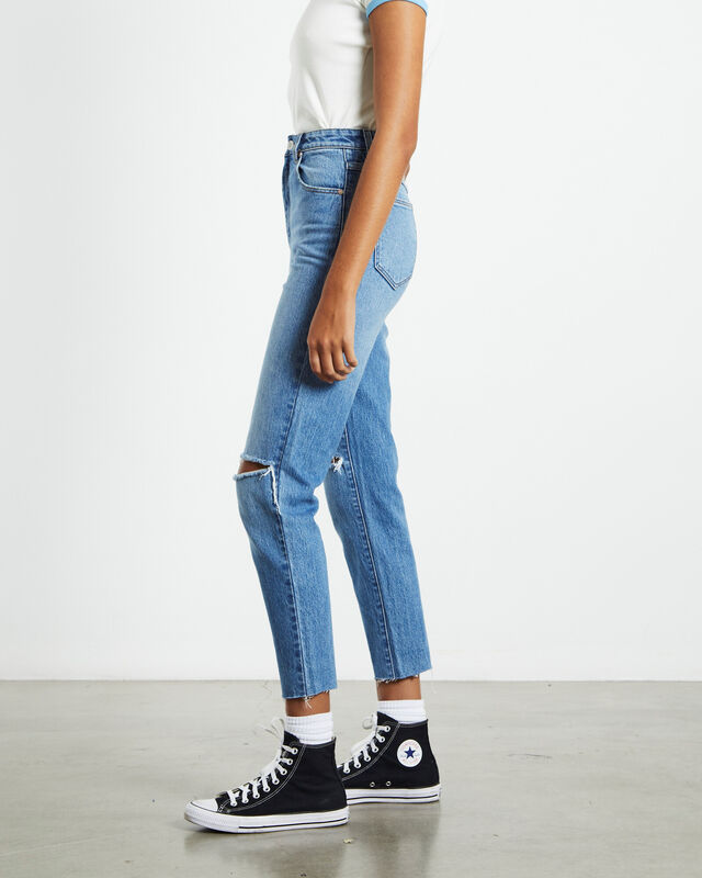 A 94 High Rise Slim Leg Ripped Jeans Mila Organic Blue, hi-res image number null