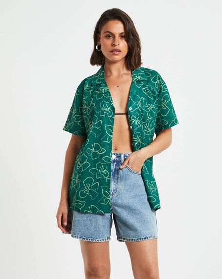 Lola Short Sleeve Relaxed Shirt in Floral Green