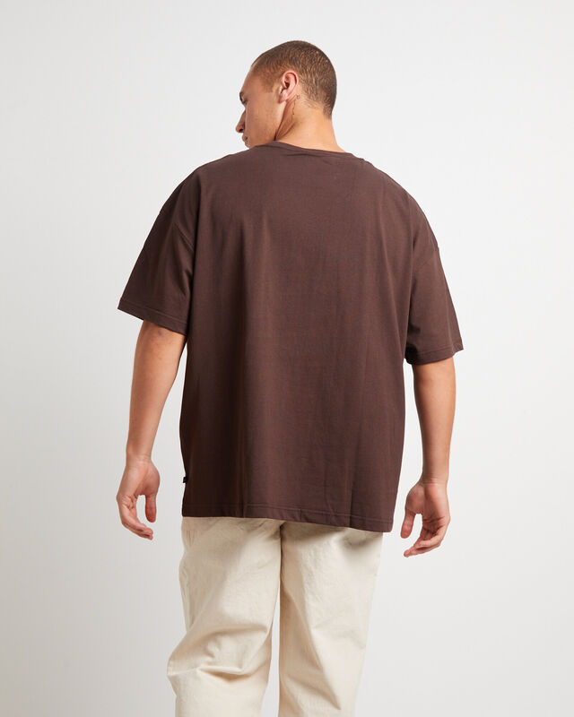 Beastly 330 Short Sleeve T-Shirt in Chocolate, hi-res image number null