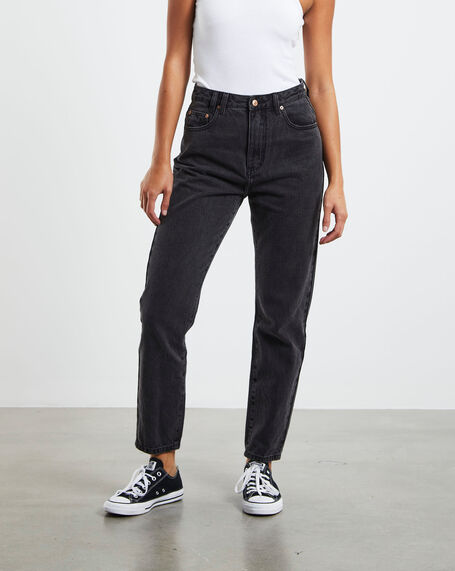 Callee Classic Mom Jeans After Dark Black