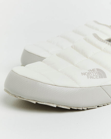 Thermoball Traction Mules in White
