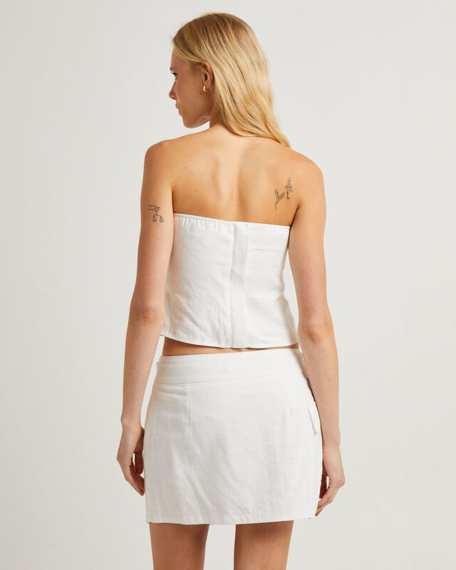 Lui Cut Out Linen Bandeau Top in White, hi-res image number null