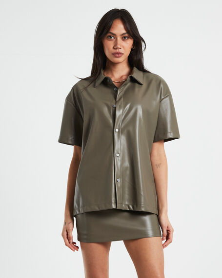 Phoebe Leather Look Shirt in Putty