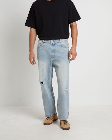 Knocker Wide Leg Jeans in Tinted Blue Trashed