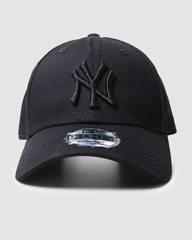 9Forty New York Yankees Cap Black, hi-res image number null