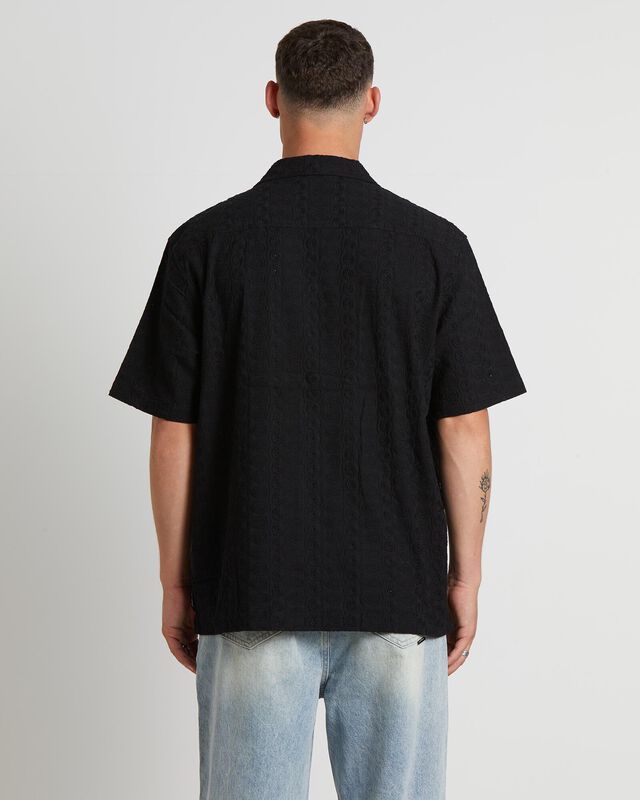 Montel Short Sleeve Resort Shirt in Black, hi-res image number null
