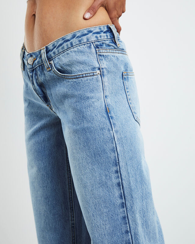 Jules Extra Low Wide Leg Jeans Blue Crush, hi-res image number null