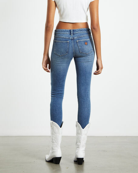 A 99 Low Rise Skinny Jeans Amalie Blue