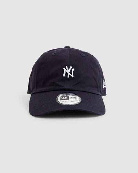 Casual Classic Mini NY Yankees Cap in Black