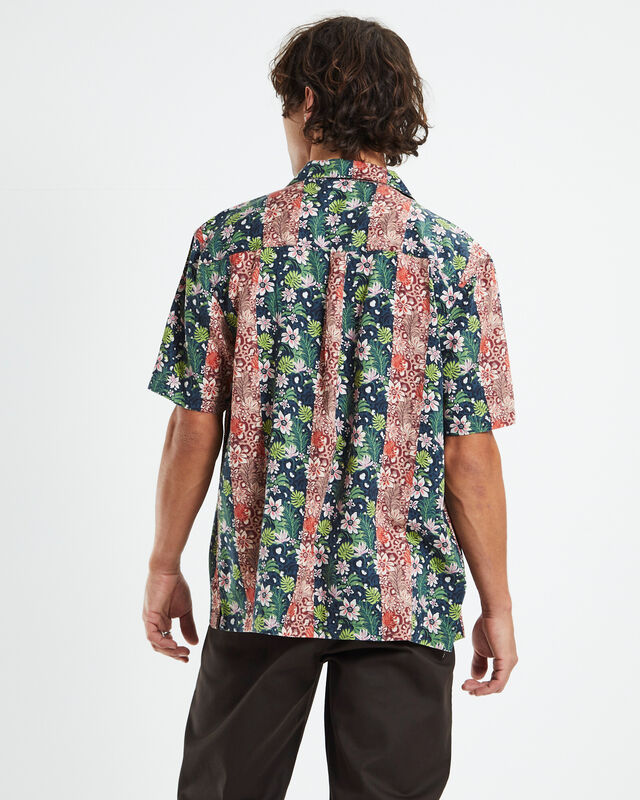 Aloha Short Sleeve Resort Shirt Island Fauna Multi, hi-res image number null