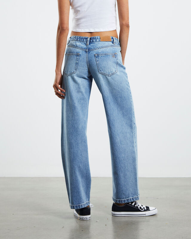 Jules Extra Low Wide Leg Jeans Blue Crush, hi-res image number null