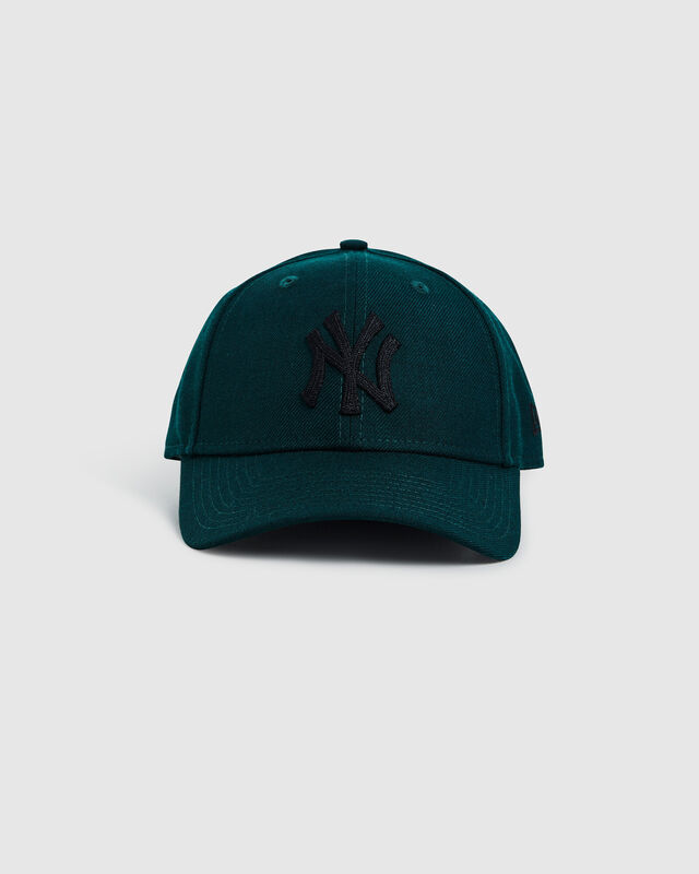 9Forty New York Yankees Cap Dark Green, hi-res image number null