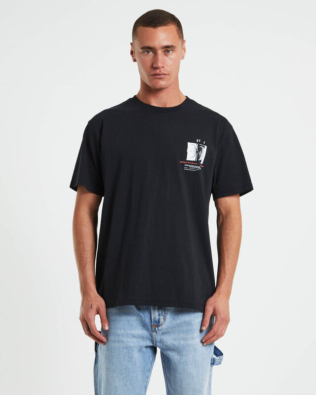 Quandary Short Sleeve T-Shirt in Black, hi-res image number null