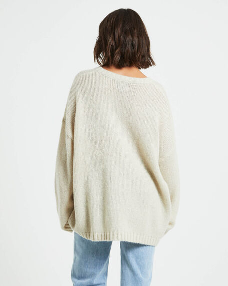 Snooth Stock Oversized Long Sleeve Knit Sweater in Cream