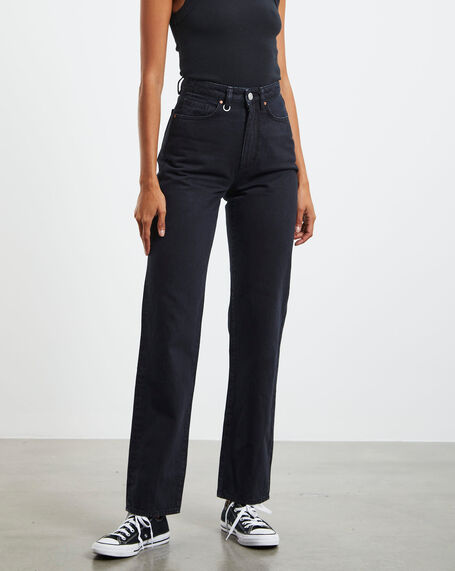 Nico Straight Jeans Total Blackout