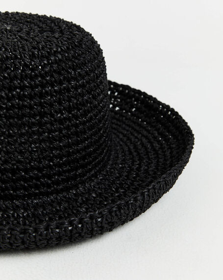 Vacay Straw Bucket Hat in Black