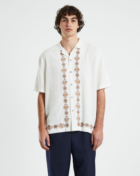 Jose Linen Short Sleeve Resort Shirt in Off White