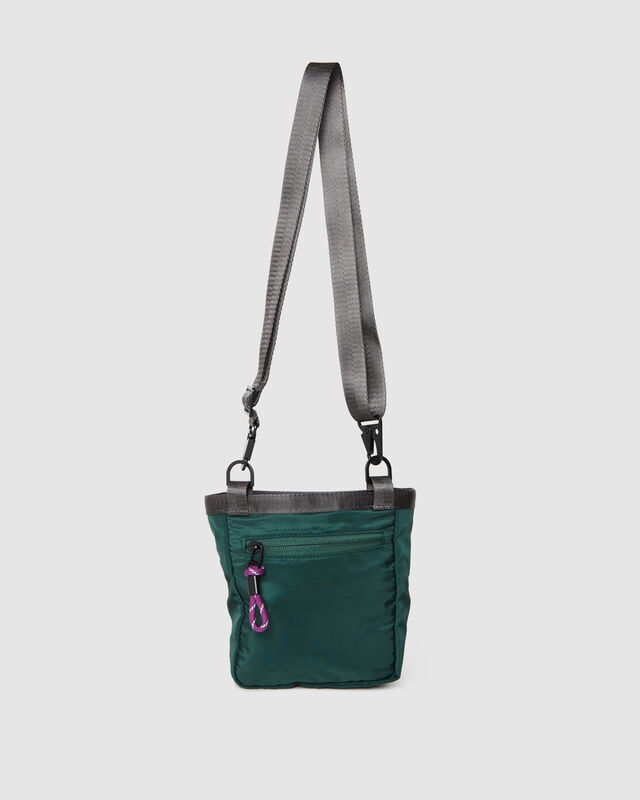 Okwa Pouch Bag in Evergreen, hi-res image number null