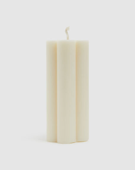 White Bloom Pillar Candle Vanilla