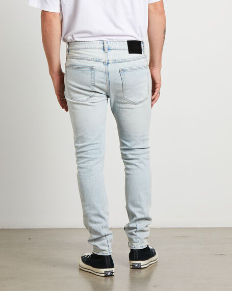 Ray Tapered Denim Jeans in Spears Blue