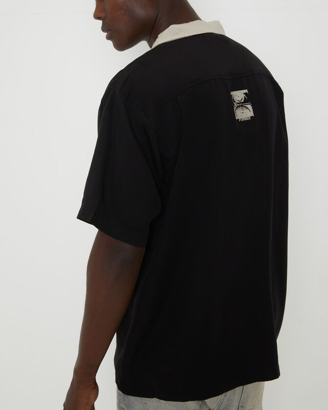 Delicate Boarder Short Sleeve Shirt in Black, hi-res image number null