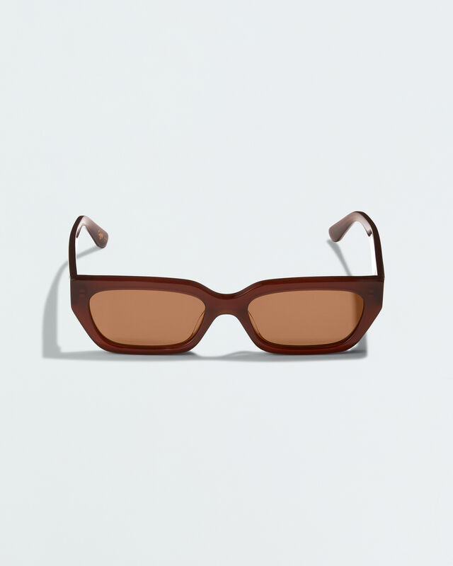 Gigi Sunglasses in Chocolate, hi-res image number null