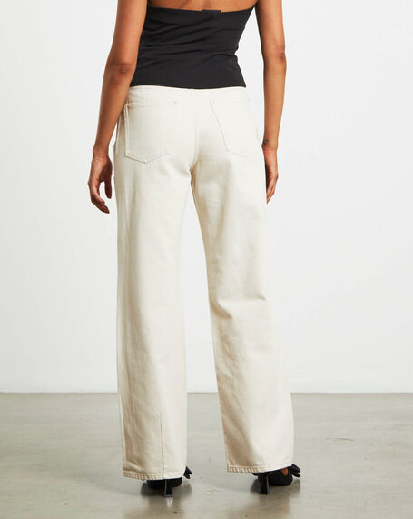 Coco Relaxed Jeans in Bone White