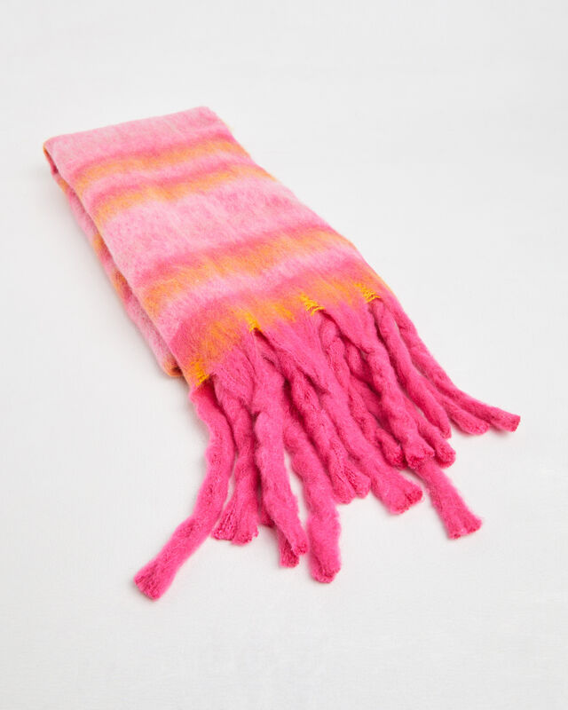 Fuzzy Scarf, hi-res image number null
