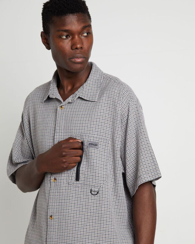 Hicker Short Sleeve Shirt in Charcoal, hi-res image number null