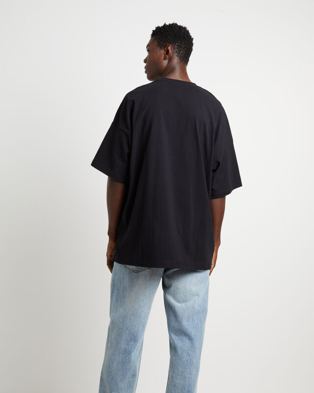Tri Logo Bulls Oversized T-Shirt in Faded Black, hi-res image number null