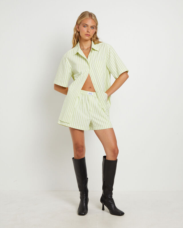 Matilda Short Sleeve Shirt in Green, hi-res image number null