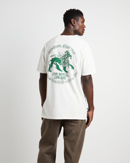 1st Lion 50-50 Short Sleeve T-Shirt in Washed White