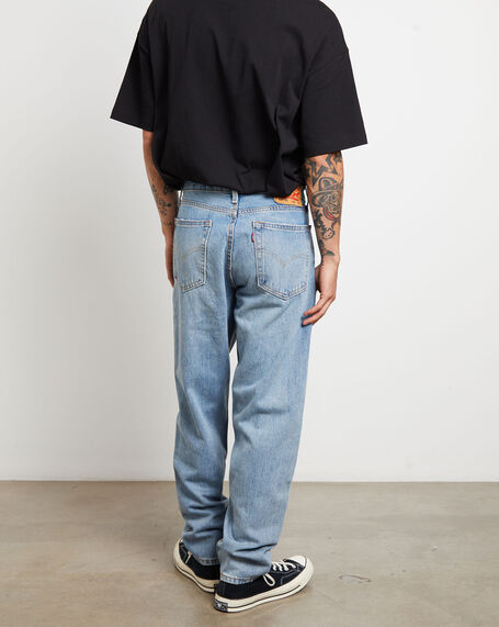 550 '93 Relaxed Tapered Denim Jeans in Whole New Moods Blue