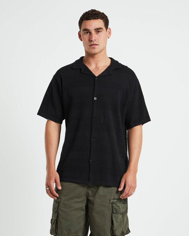 Knitted Short Sleeve Resort Shirt in Black, hi-res image number null