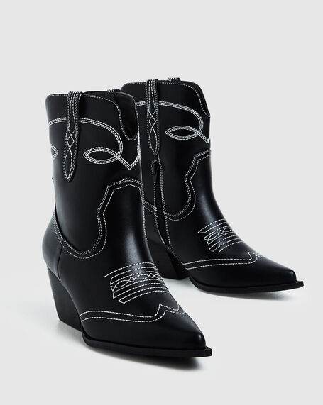 Cora Cowboy Boots Black