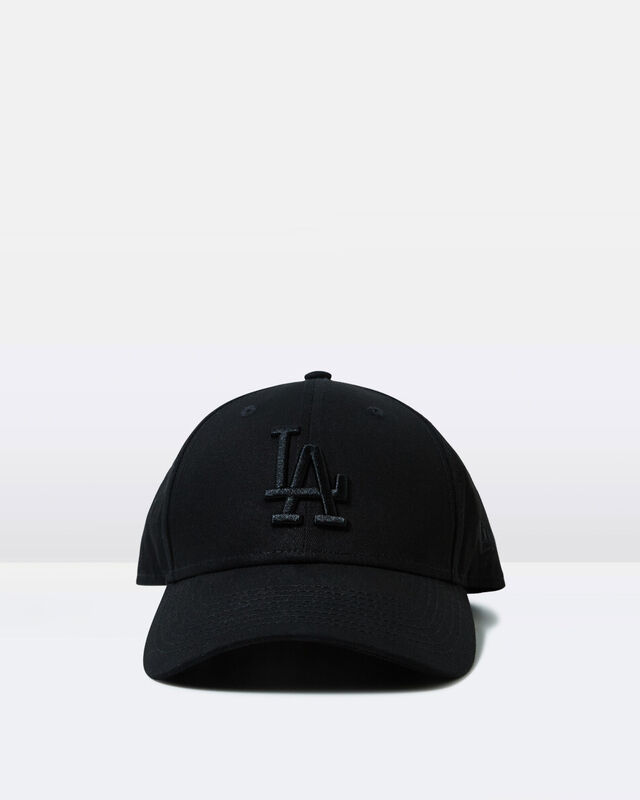 9forty Los Angeles Dodgers Curvepeak Cap Black, hi-res image number null