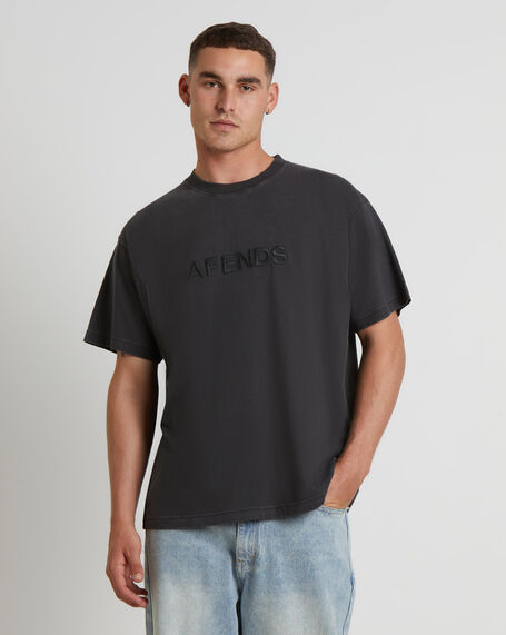 Disguise Regular Fit Short Sleeve T-Shirt in Stone Black