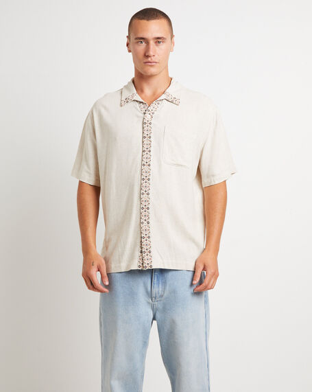 Mikey Short Sleeve Resort Shirt in Natural