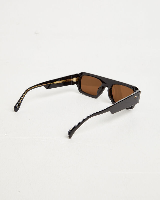 Howie Large Sunglasses in Black, hi-res image number null