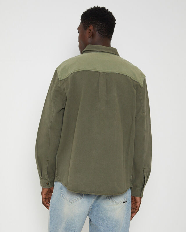 Lee Worker Long Sleeve Shirt in Patch Green, hi-res image number null