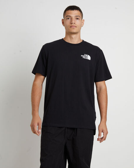 Mens Short Sleeve Box NSE T-Shirt in TNF Black/TNF White
